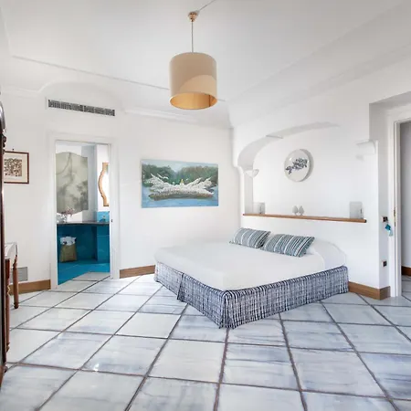 - Le Sirene Positano