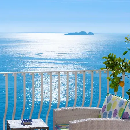 - Le Sirene Villa