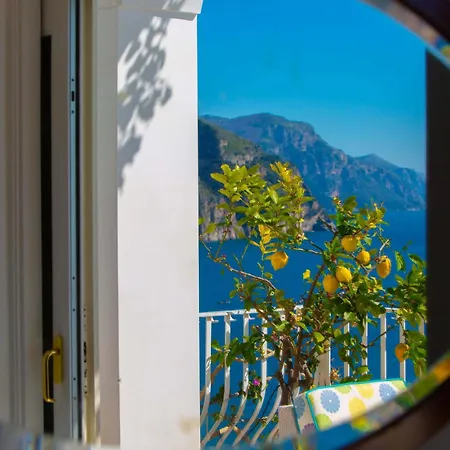 - Le Sirene Positano