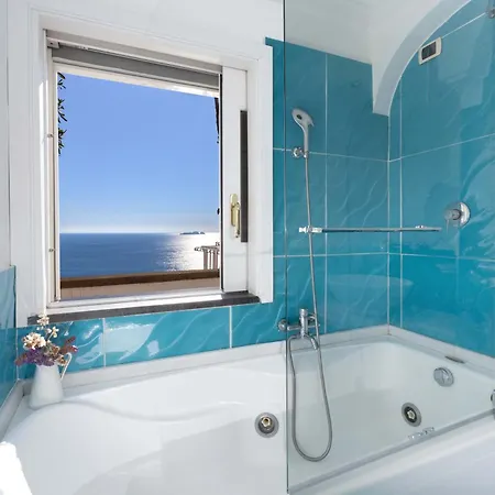 - Le Sirene * Positano