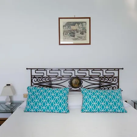 - Le Sirene Villa